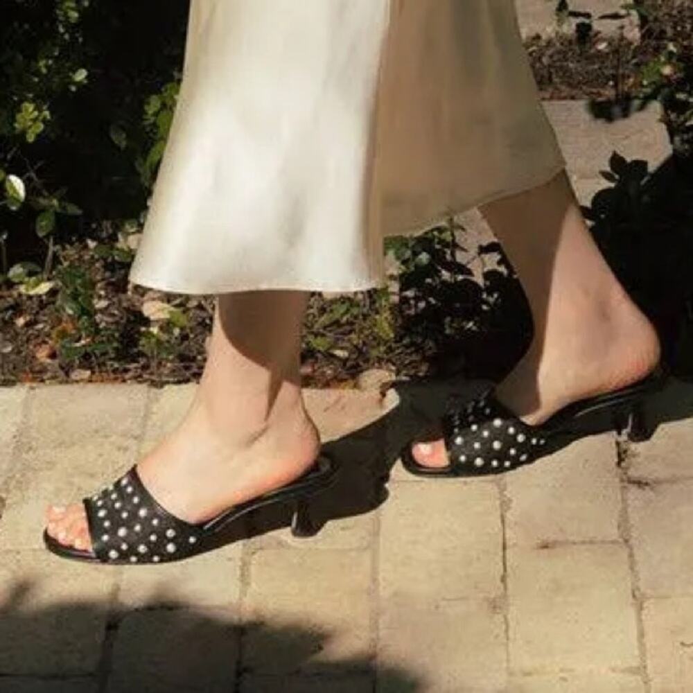 Dolce Vita Meeza Imitation Pearl Sandal Black 6.5